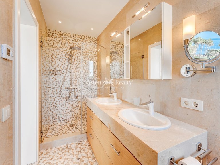 Villa for Sale in Playa Del Duque, Tenerife 33