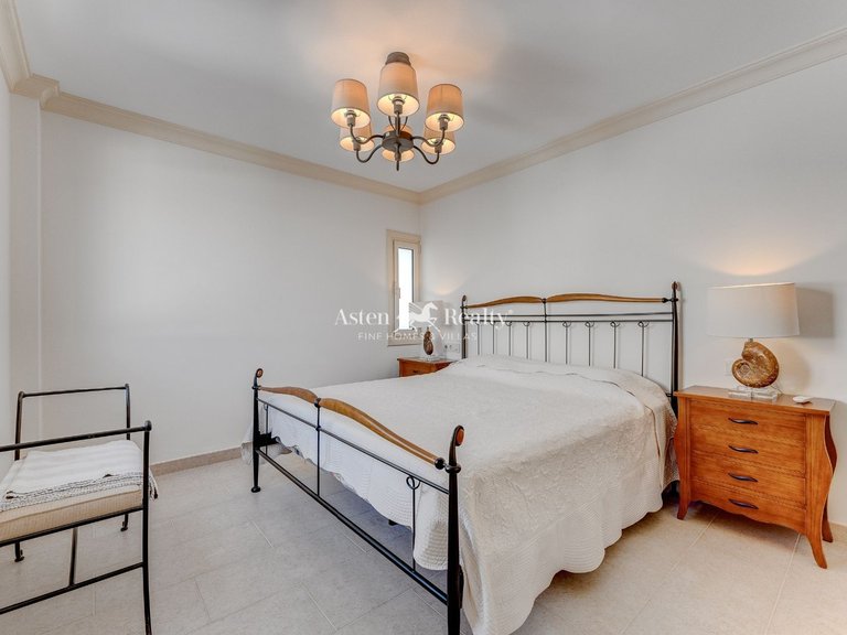 Villa for Sale in Playa Del Duque, Tenerife 46