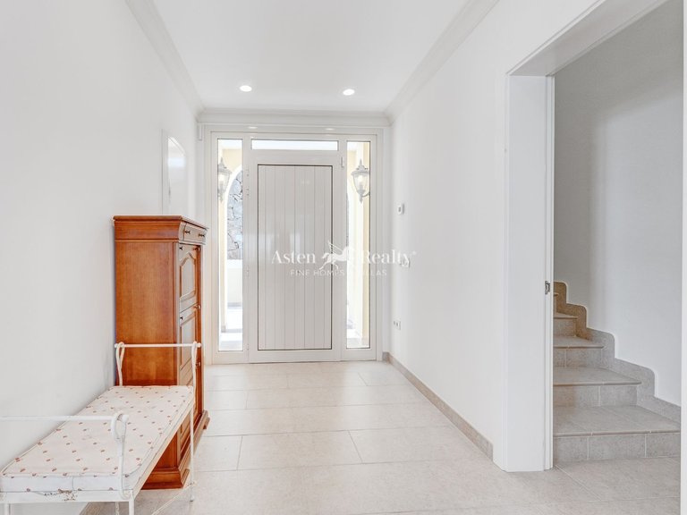 Villa for Sale in Playa Del Duque, Tenerife 26
