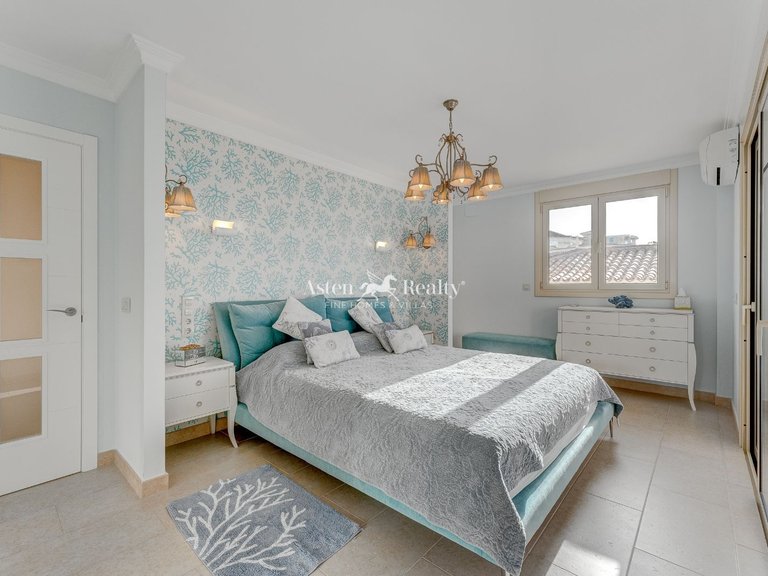 Villa for Sale in Playa Del Duque, Tenerife 40