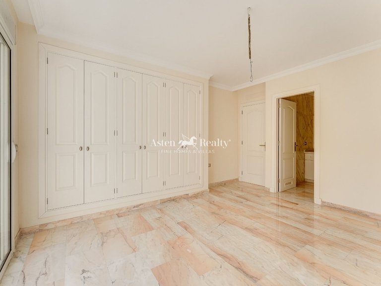 Penthouse for Sale in Acantilados De Los Gigantes, Tenerife 18