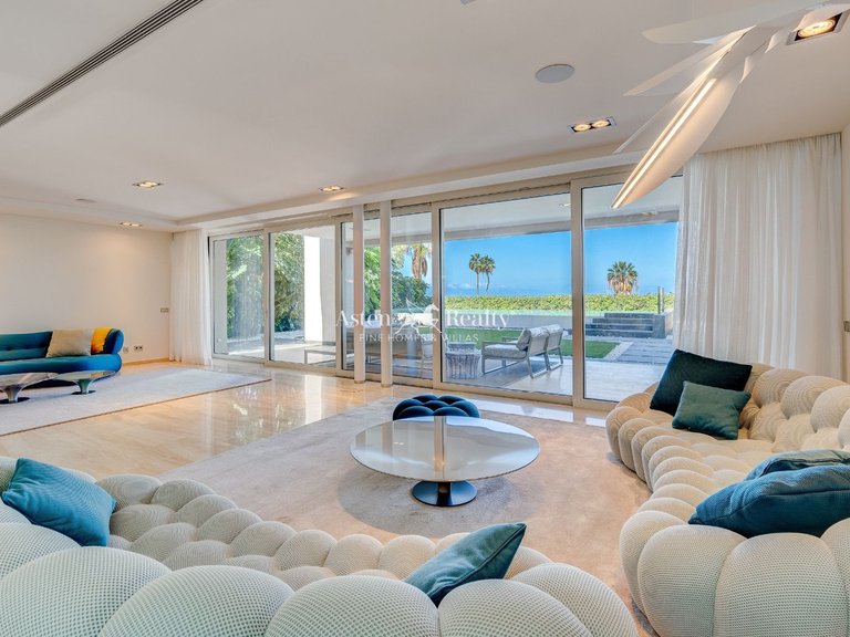 Villa for Sale in La Caleta, Tenerife 8