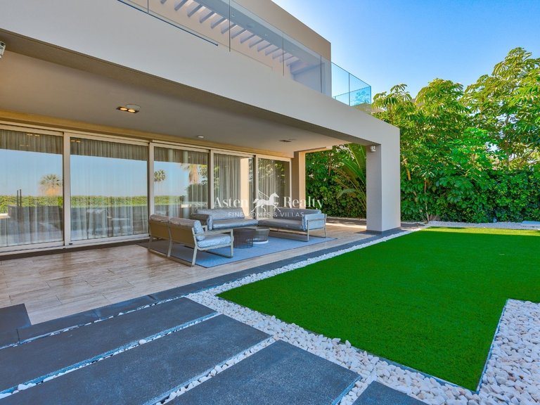 Villa for Sale in La Caleta, Tenerife 7