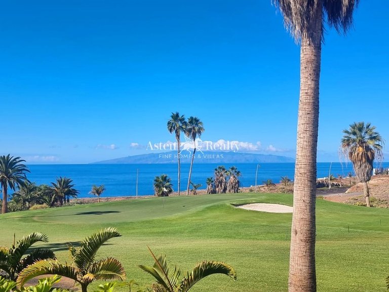 Villa for Sale in La Caleta, Tenerife 12