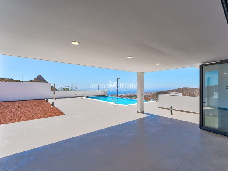 Villa for Sale in Torviscas Alto, Tenerife 8