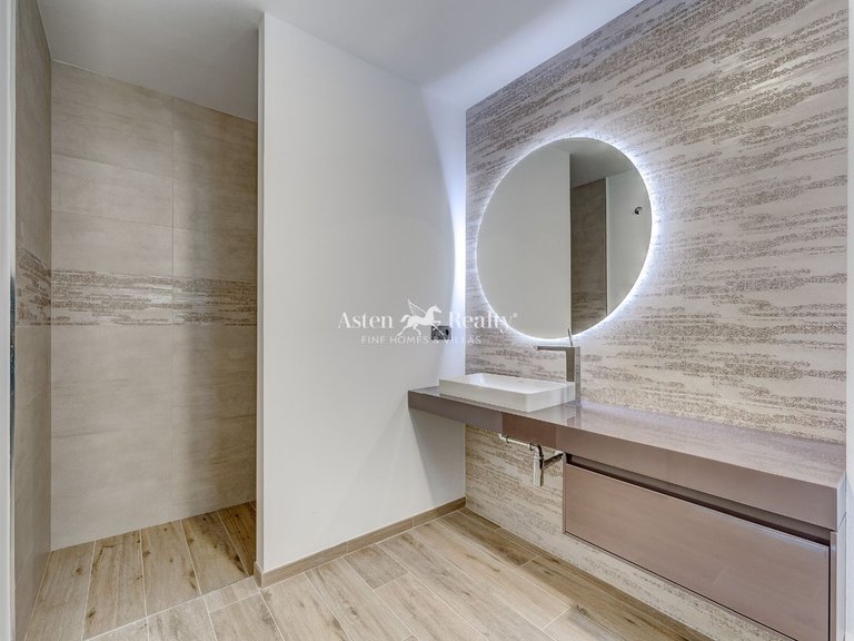 Villa for Sale in Torviscas Alto, Tenerife 47