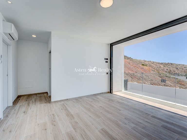 Villa for Sale in Torviscas Alto, Tenerife 45