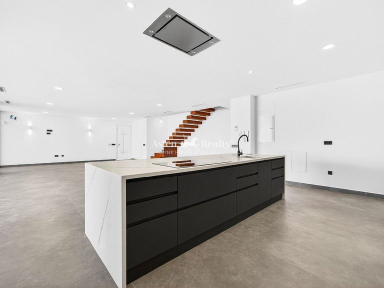 Villa for Sale in Torviscas Alto, Tenerife 33