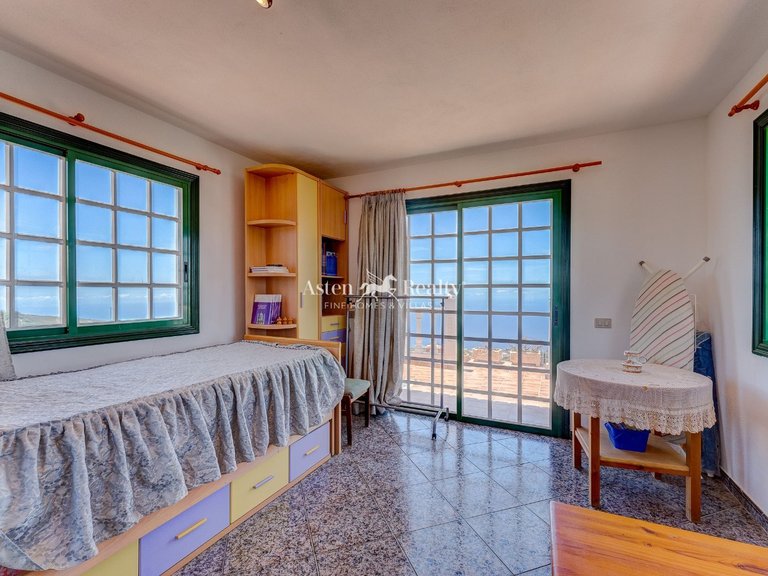 Villa for Sale in Tijoco Alto, Tenerife 8