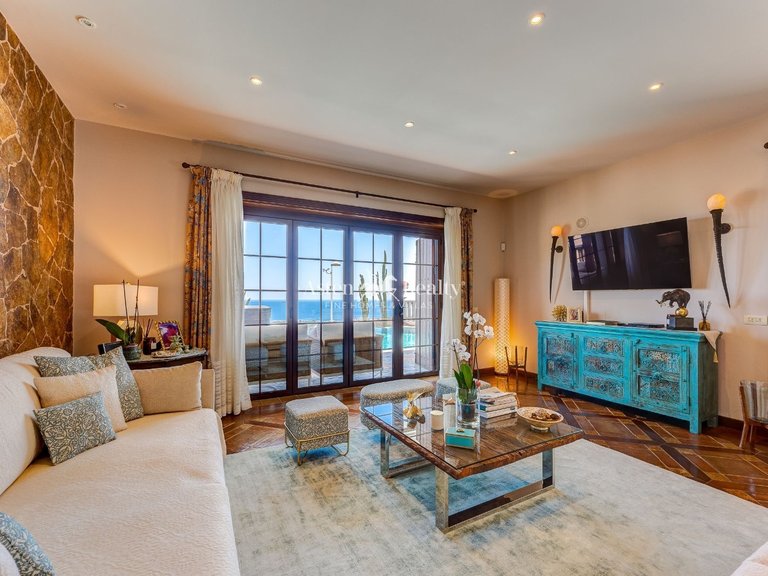 Villa for Sale in Adeje, Tenerife 6