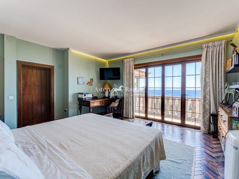 Villa for Sale in Adeje, Tenerife 21