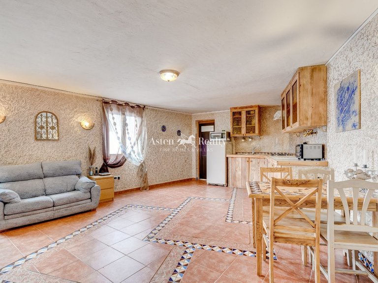 Villa for Sale in Santiago Del Teide, Tenerife 2