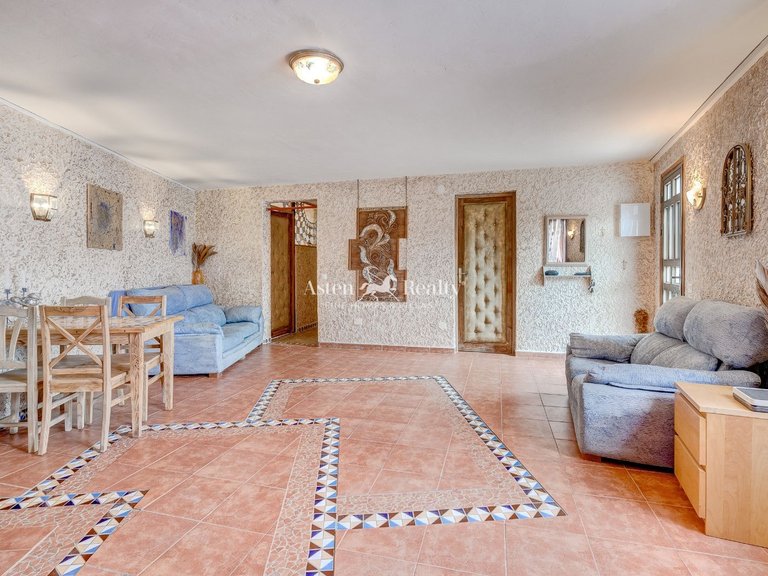 Villa for Sale in Santiago Del Teide, Tenerife 4