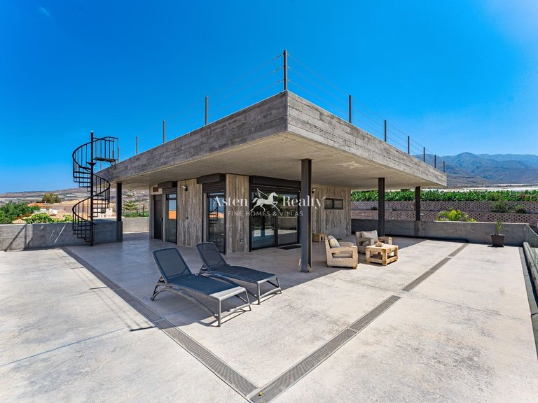 Villa for Sale in Playa Paraíso, Tenerife 35