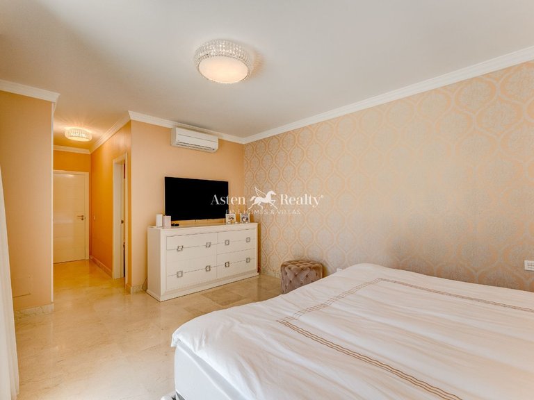 Apartment for Sale in La Caleta, Tenerife 12