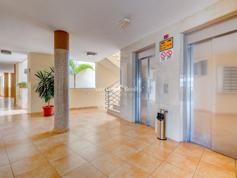 Apartment for Sale in Playa Paraíso, Tenerife 15