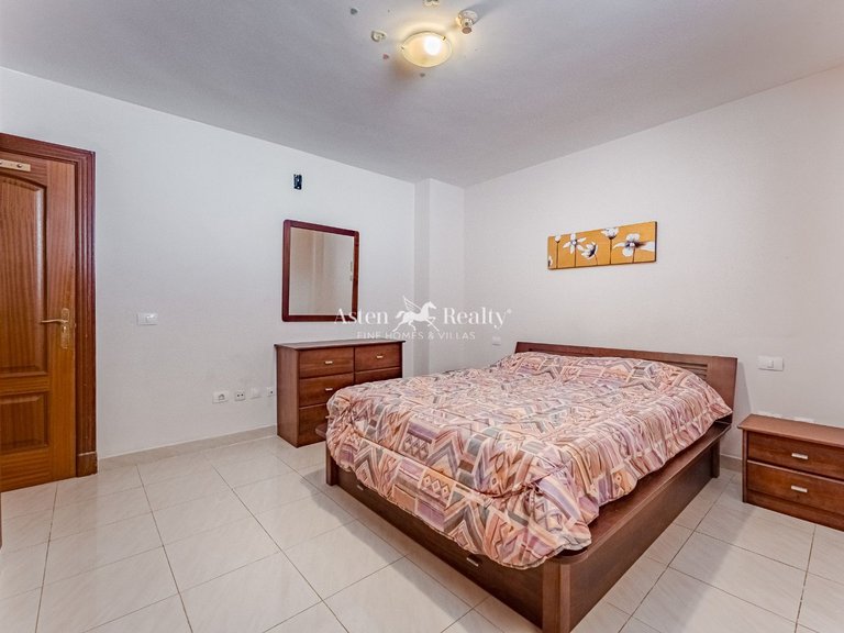 Apartment for Sale in Playa Paraíso, Tenerife 10