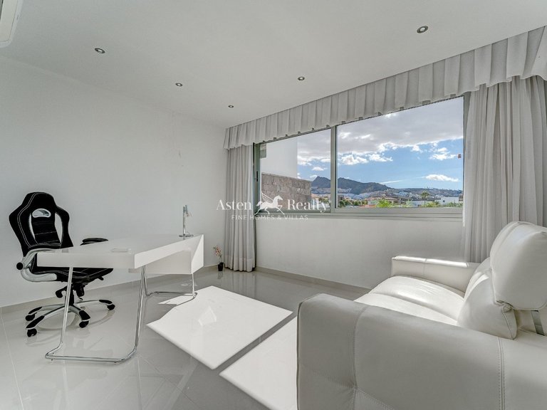 Villa for Sale in Playa Del Duque, Tenerife 40