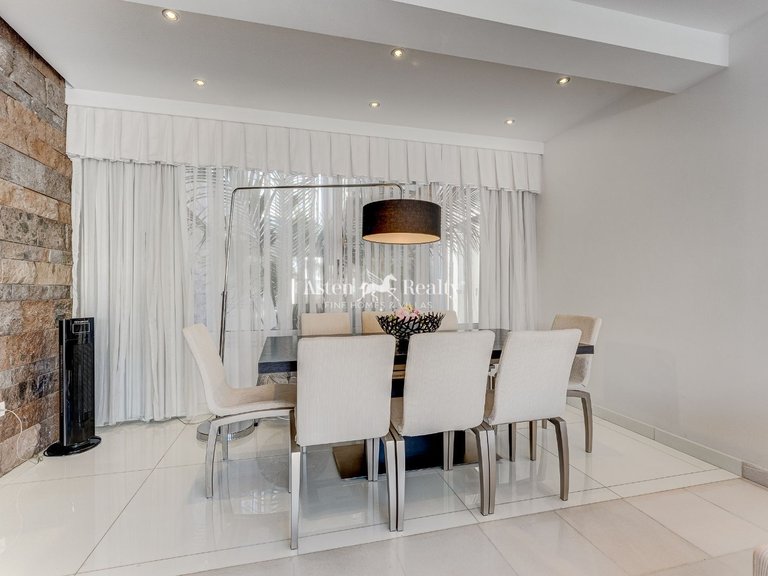 Villa for Sale in Playa Del Duque, Tenerife 20