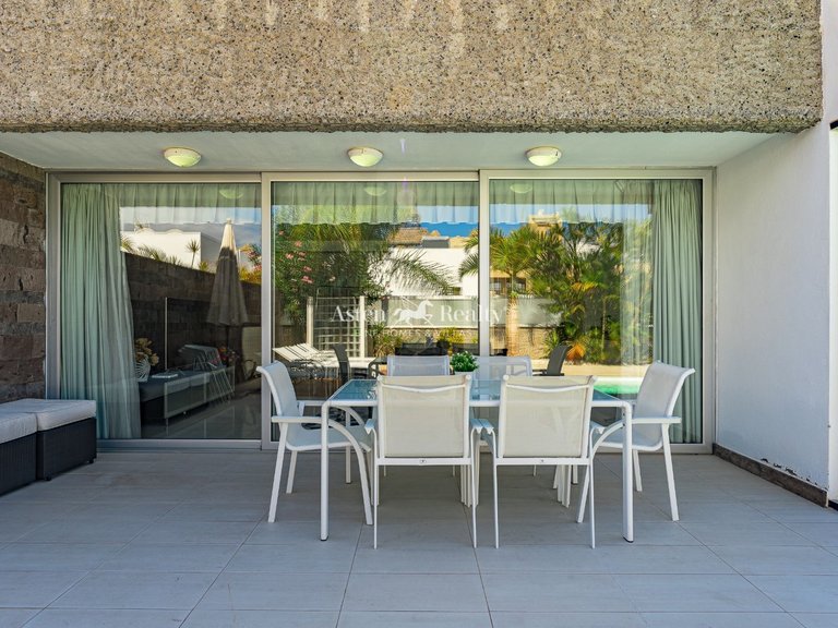 Villa for Sale in Playa Del Duque, Tenerife 9