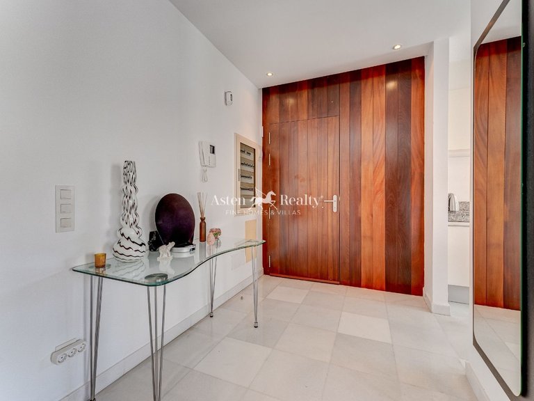 Villa for Sale in Playa Del Duque, Tenerife 14