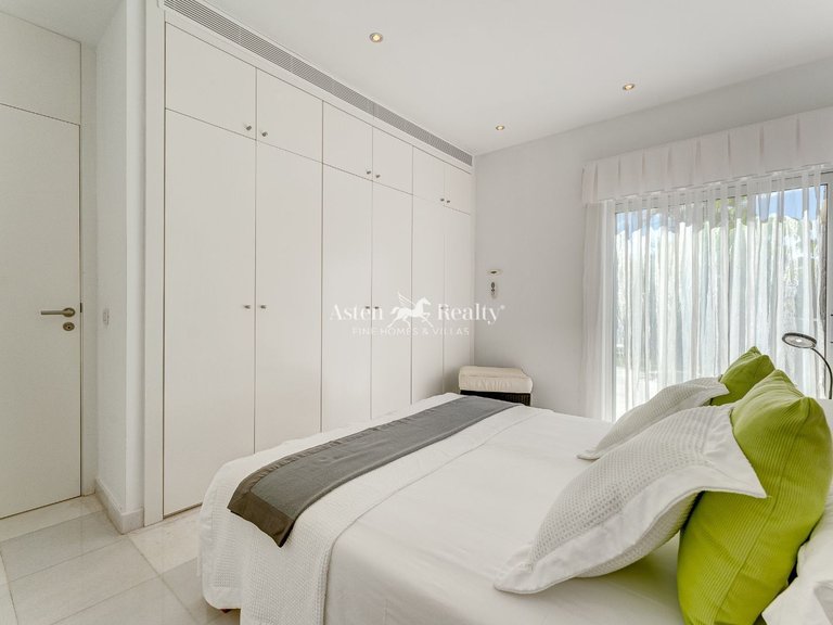 Villa for Sale in Playa Del Duque, Tenerife 27