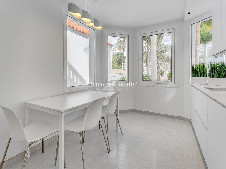 Town House for Sale in Torviscas Bajo, Tenerife 18