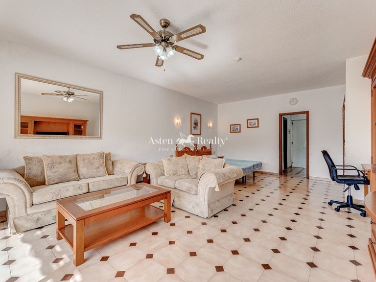 Apartment for Sale in San Eugenio Alto, Tenerife 8