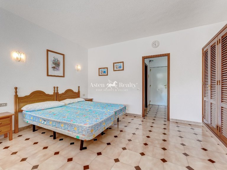 Apartment for Sale in San Eugenio Alto, Tenerife 10