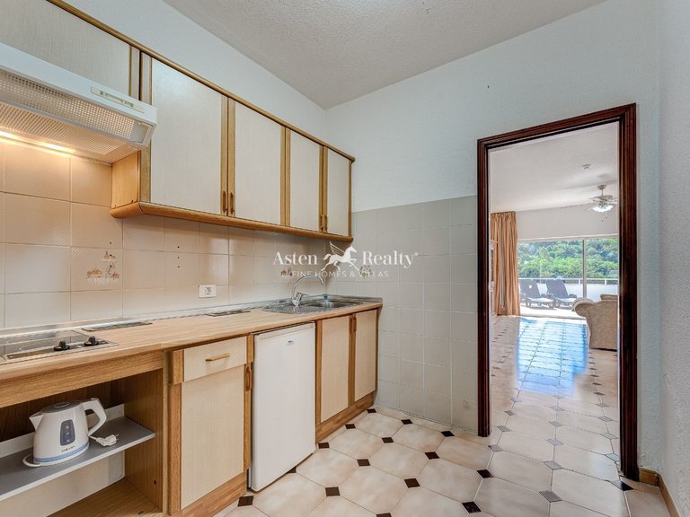 Apartment for Sale in San Eugenio Alto, Tenerife 14