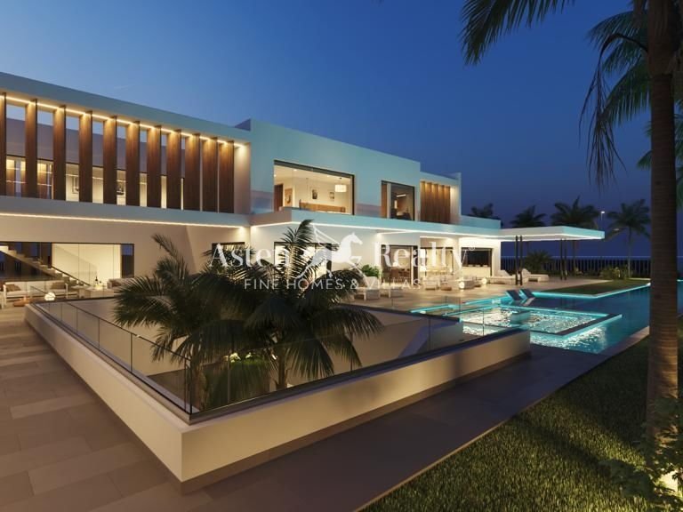 Villa for Sale in La Caleta, Tenerife 5