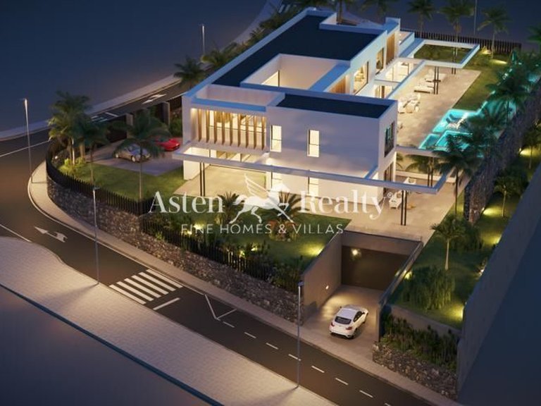 Villa for Sale in La Caleta, Tenerife 6