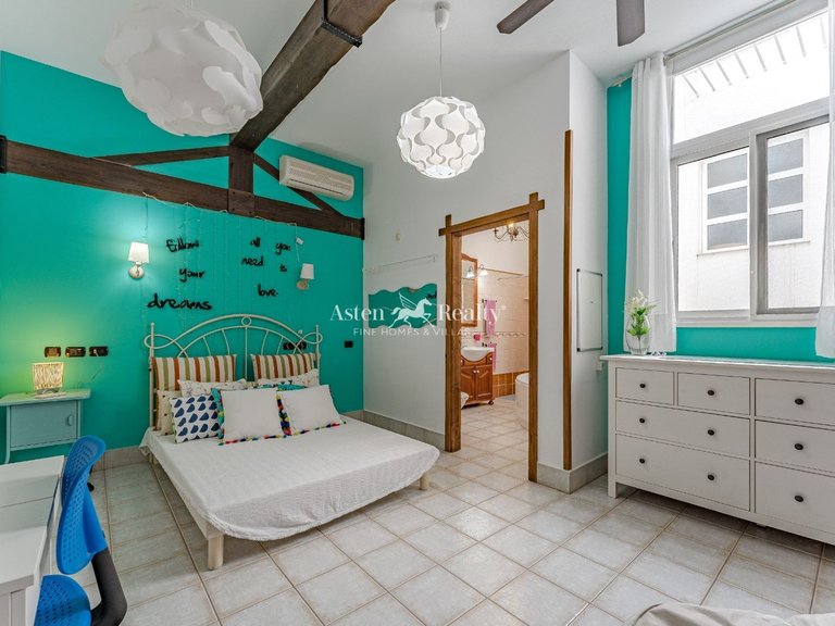 Villa for Sale in Las Galletas, Tenerife 13