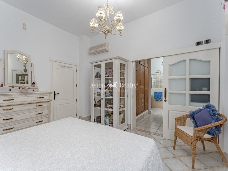 Villa for Sale in Las Galletas, Tenerife 19