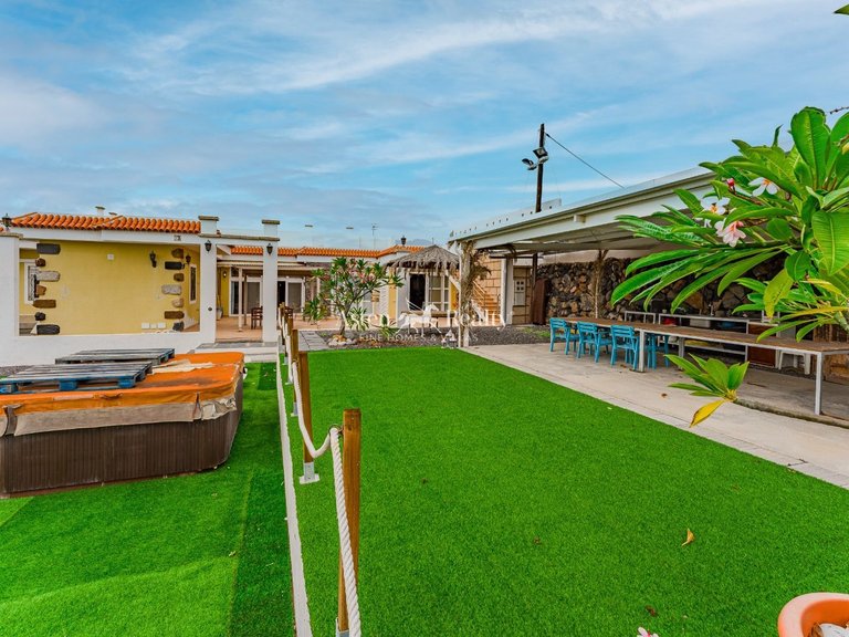 Villa for Sale in Las Galletas, Tenerife 2