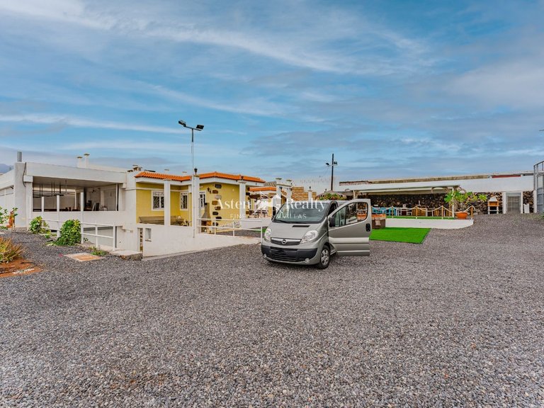 Villa for Sale in Las Galletas, Tenerife 4