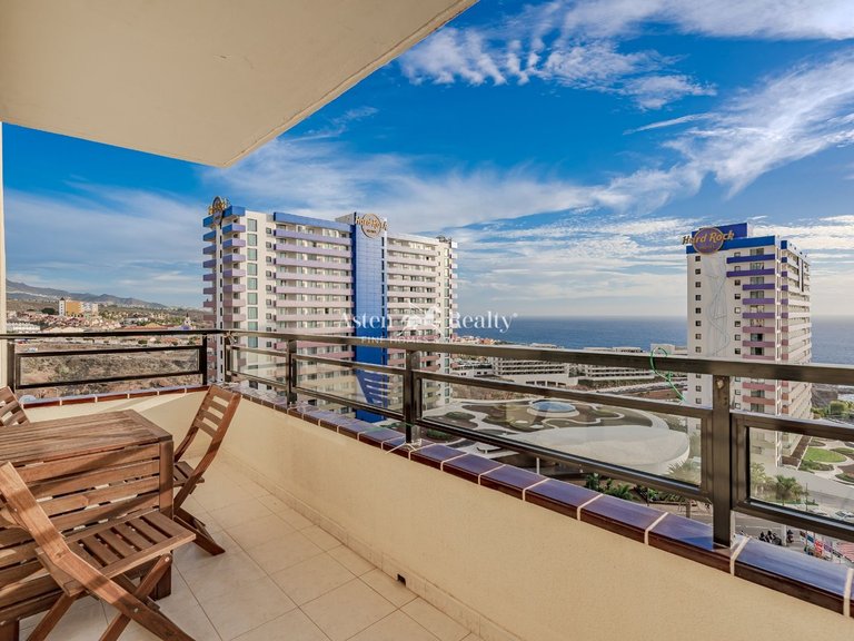 Apartment for Sale in Playa Paraíso, Tenerife 1