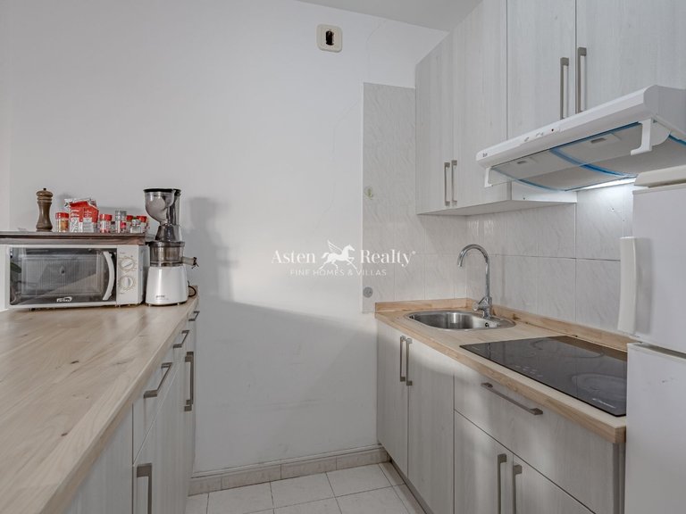 Apartment for Sale in Playa Paraíso, Tenerife 9