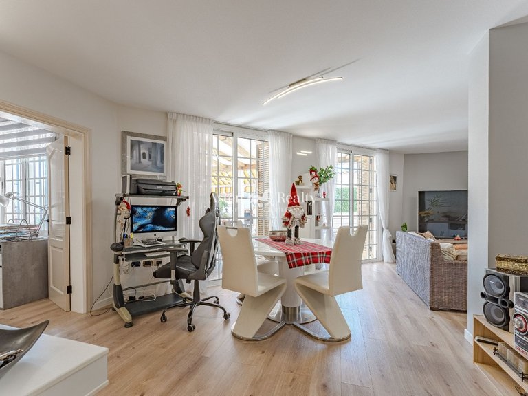 Villa for Sale in San Eugenio Alto, Tenerife 15