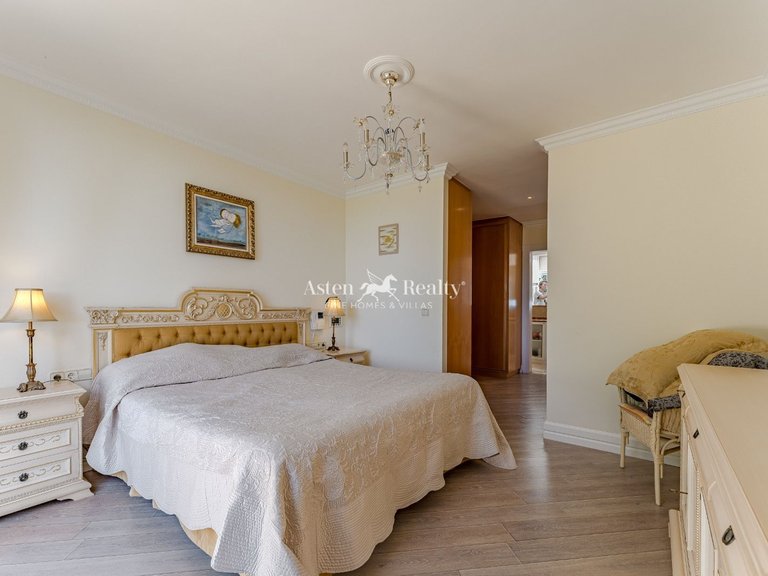 Villa for Sale in La Caleta, Tenerife 29