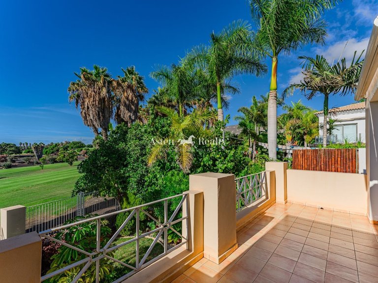 Villa for Sale in La Caleta, Tenerife 36