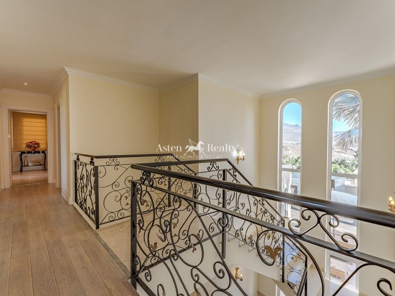 Villa for Sale in La Caleta, Tenerife 21