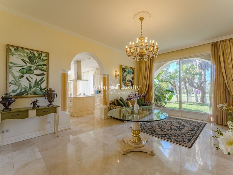 Villa for Sale in La Caleta, Tenerife 17