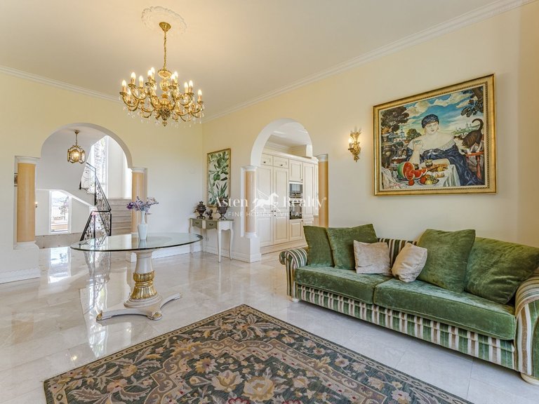 Villa for Sale in La Caleta, Tenerife 19