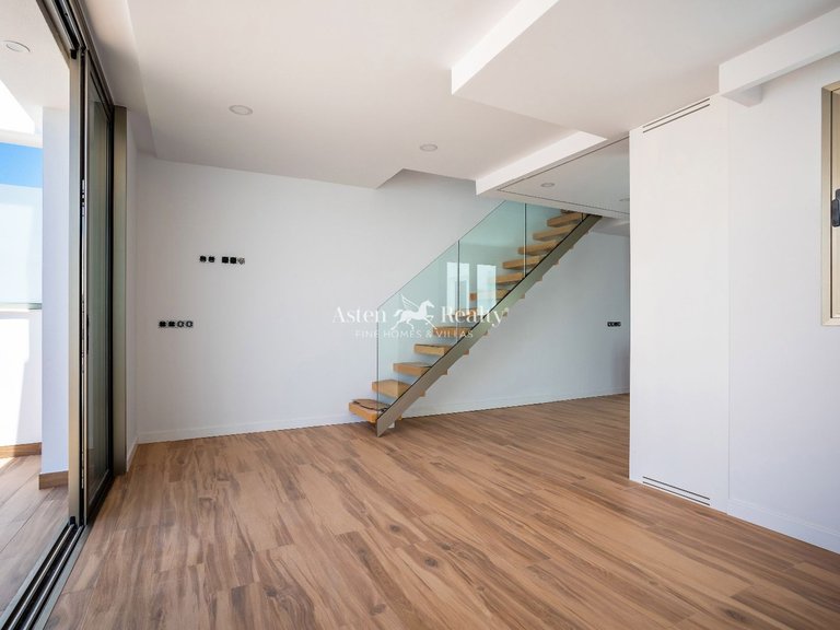 Town House for Sale in Puerto De Santiago, Tenerife 5