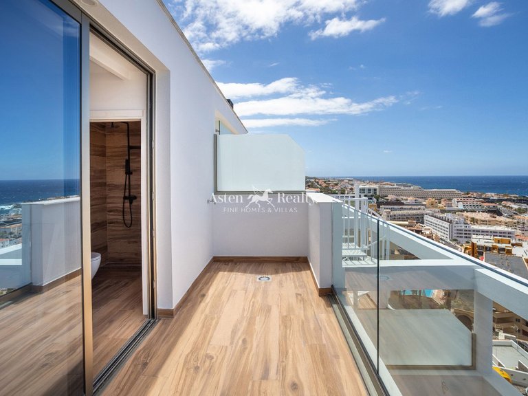 Town House for Sale in Puerto De Santiago, Tenerife 14