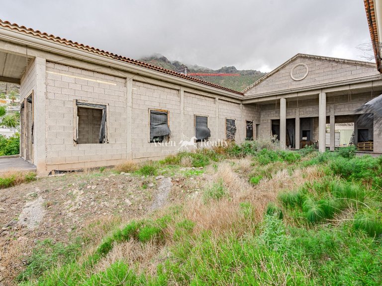 Villa for Sale in Torviscas Alto, Tenerife 9