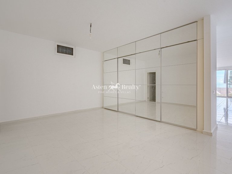 Villa for Sale in Torviscas Alto, Tenerife 20