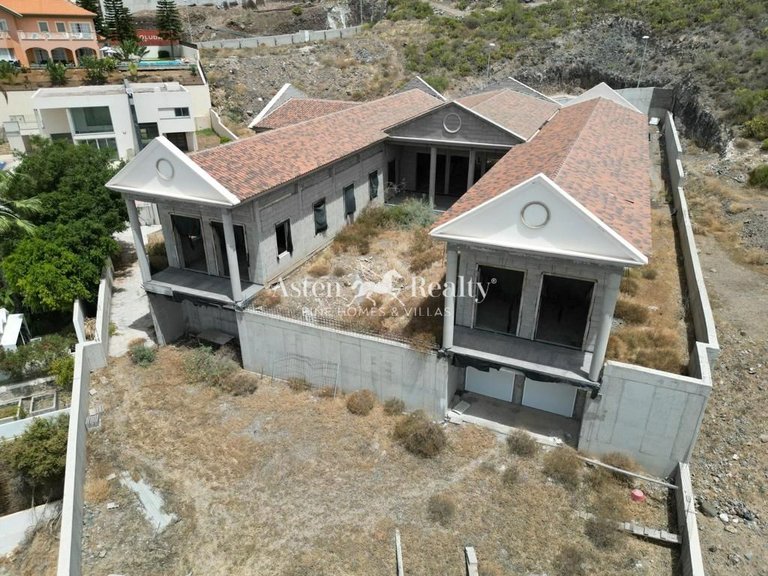 Villa for Sale in Torviscas Alto, Tenerife 30