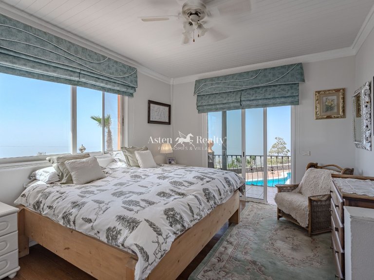 Villa for Sale in Adeje, Tenerife 3